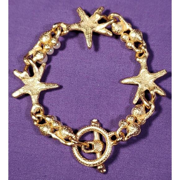 Yellow Gold Plated Starfish and Faux Pearl Cluster Bracelet, Toggle Clasp, 8" - Picture 5 of 16